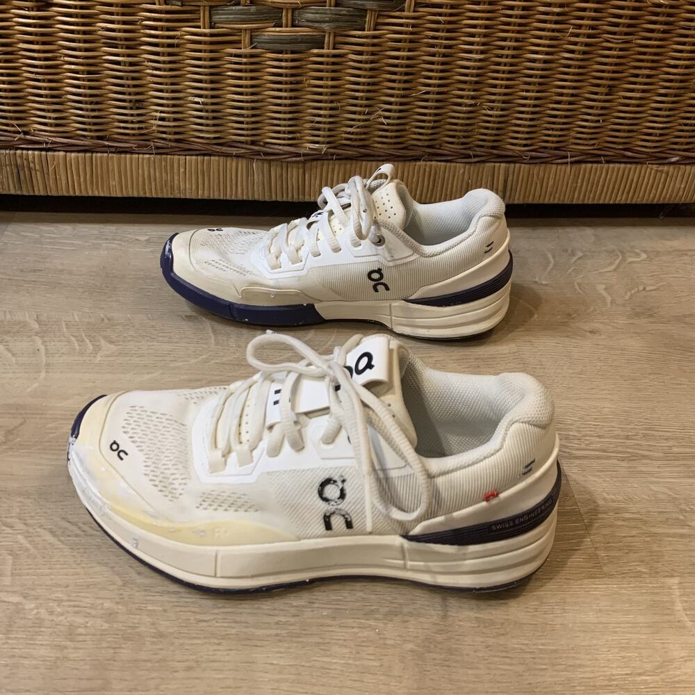 On Cloud The Roger Pro Tennis Pickleball Shoes White Navy Blue Women's 7.5